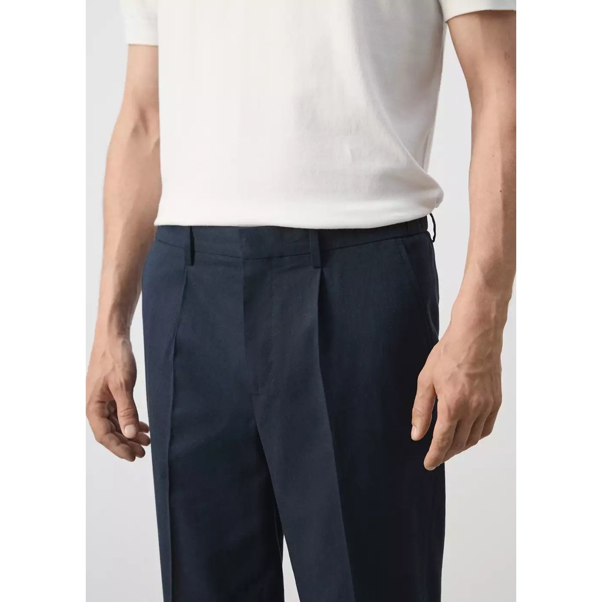Pantalon slim-fit mélange de lin lyocell bleu marine, MANGO MAN