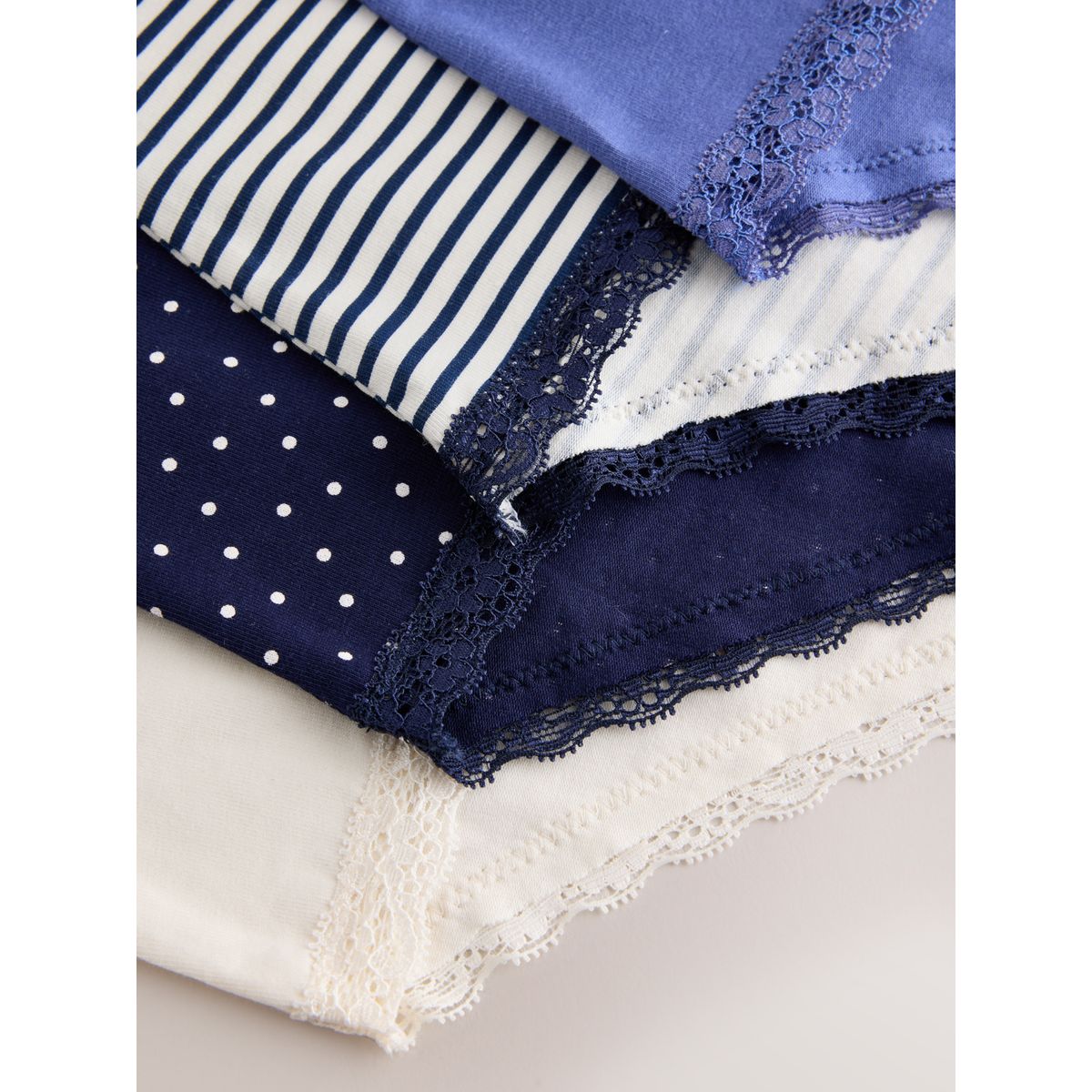 Culotte en dentelle et coton, lot de 4 bleu marine rayé, NEXT