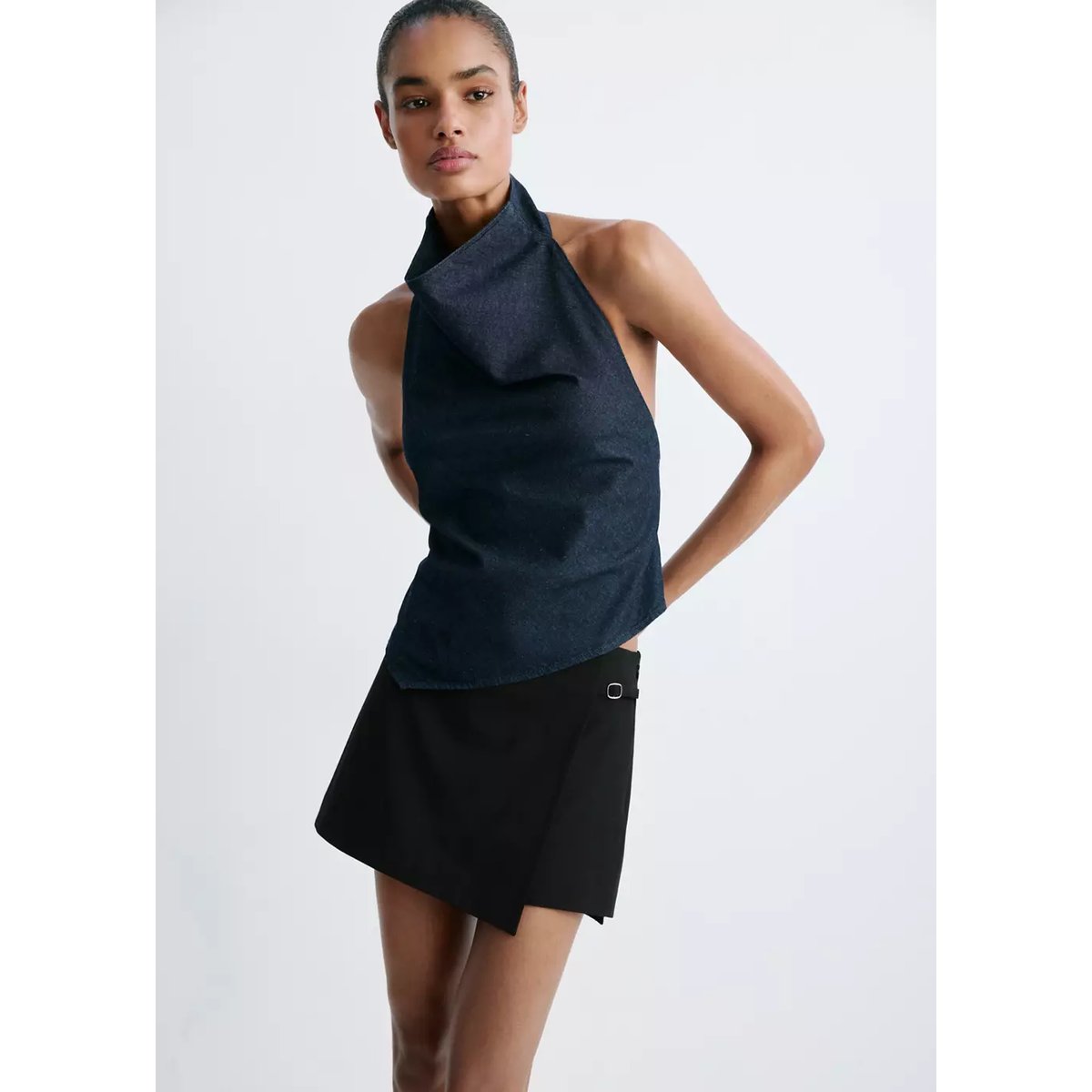 Jupe-short croisée avec boucle noir, MANGO