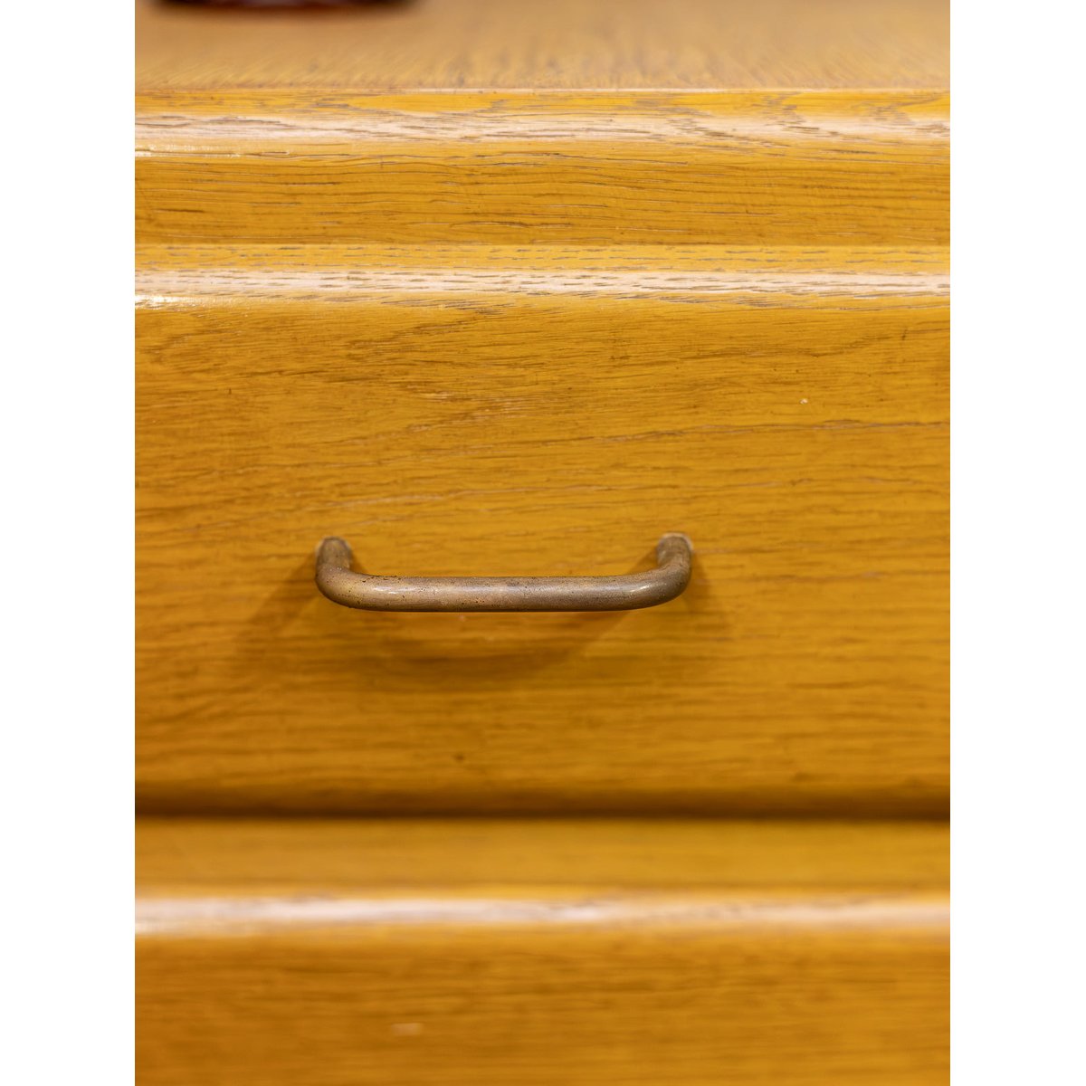 Commode contemporaine Olga N°1132 - Bon état argenté, DEBONGOUT