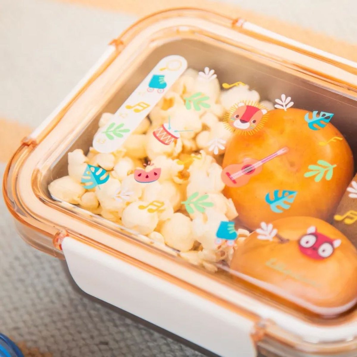 Lunch box jaune, LILLIPUTIENS