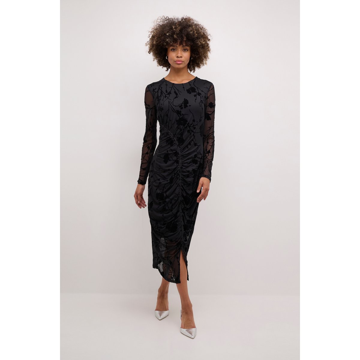 Robe noir, CULTURE