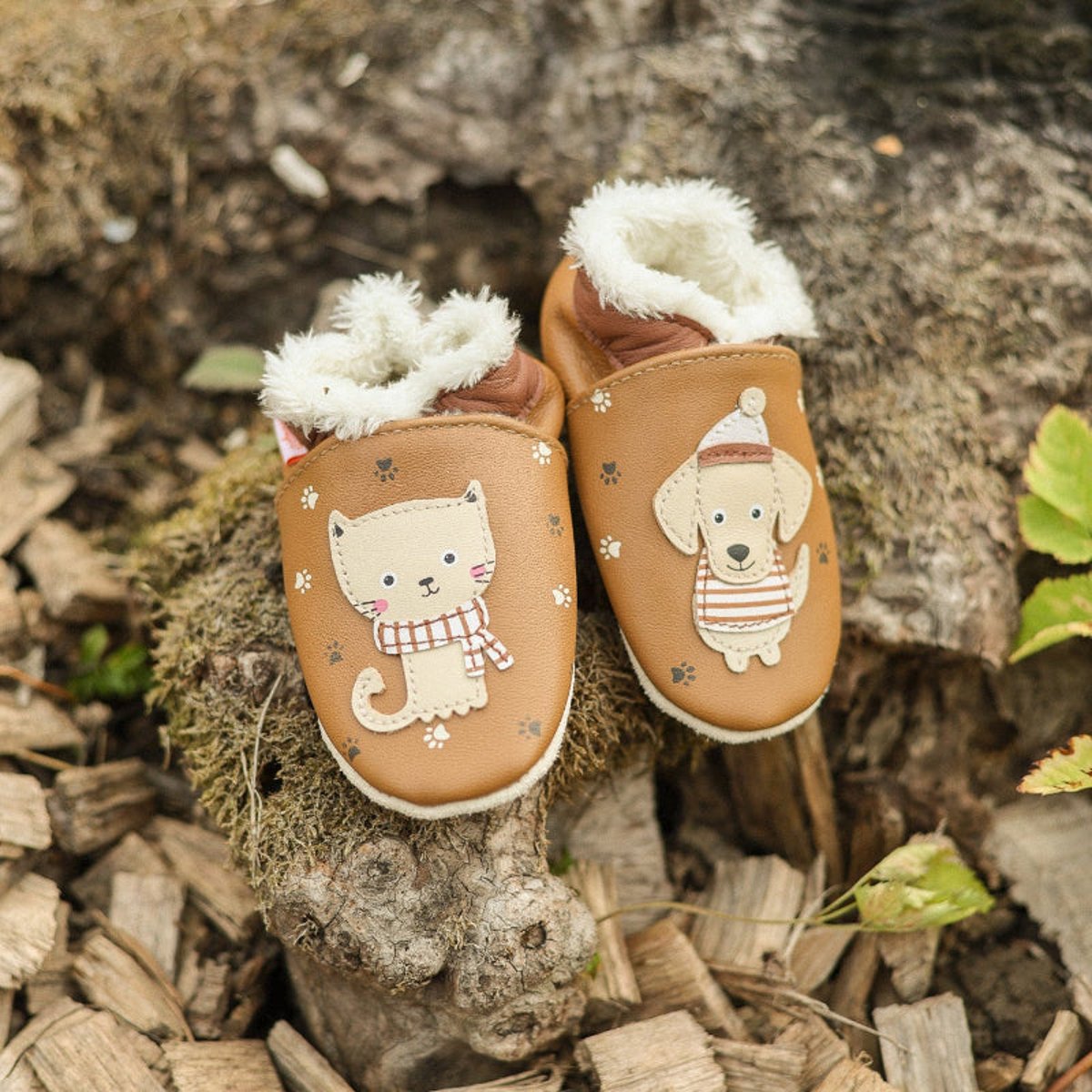 Chaussons cuir souple fourrés Côme et Claire vont en forêt marron, TICHOUPS