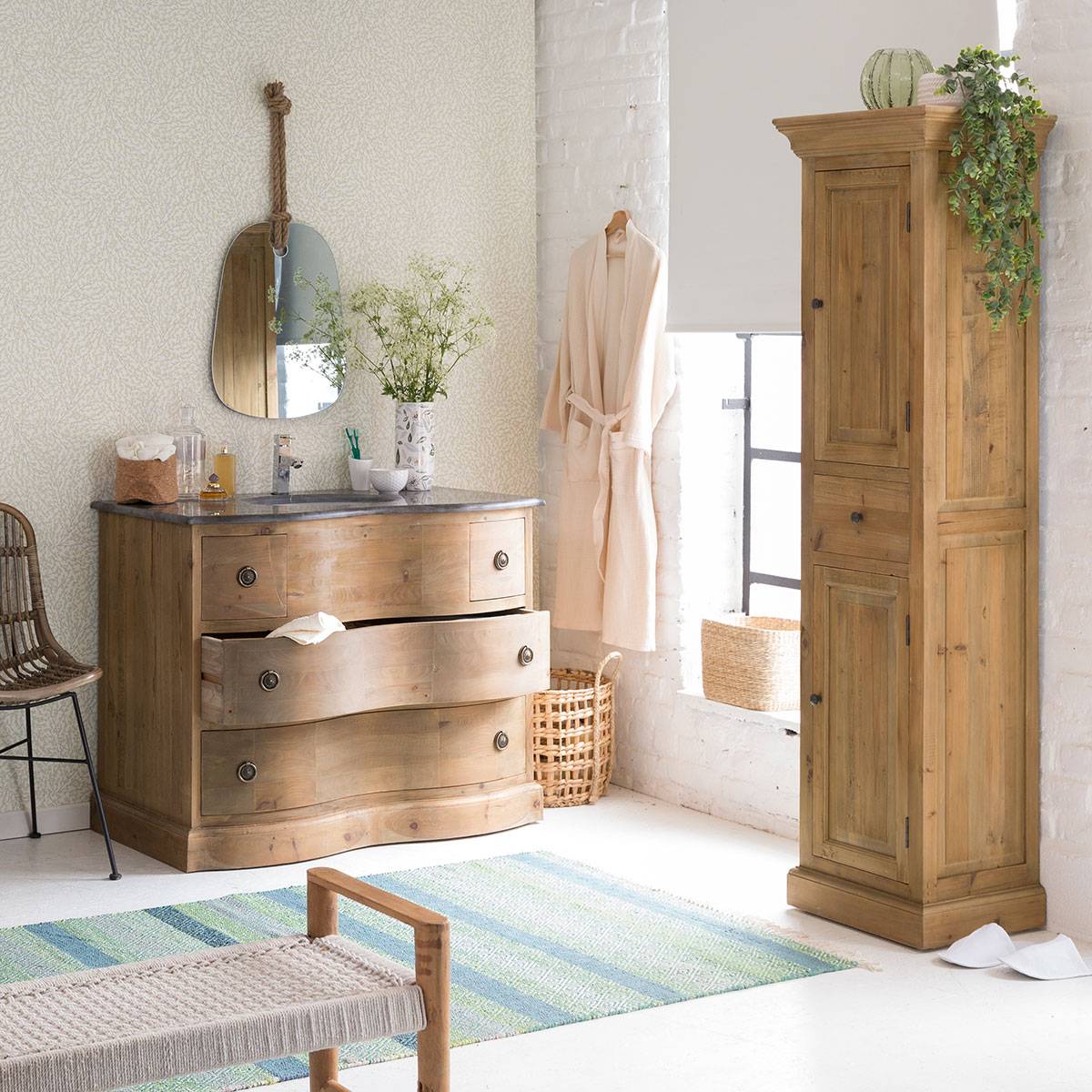 Meuble sous vasque en bois recyclé MIA bois clair, MADE IN MEUBLES