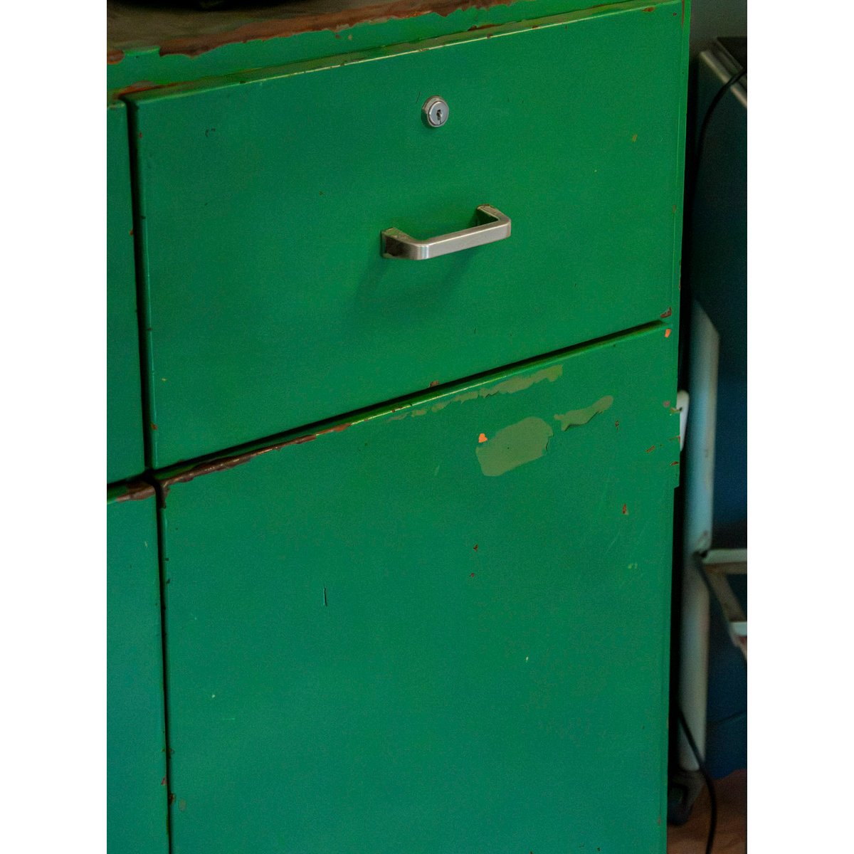 Buffet en métal vert foncé Gustave N°1646 - Bon état vert, DEBONGOUT