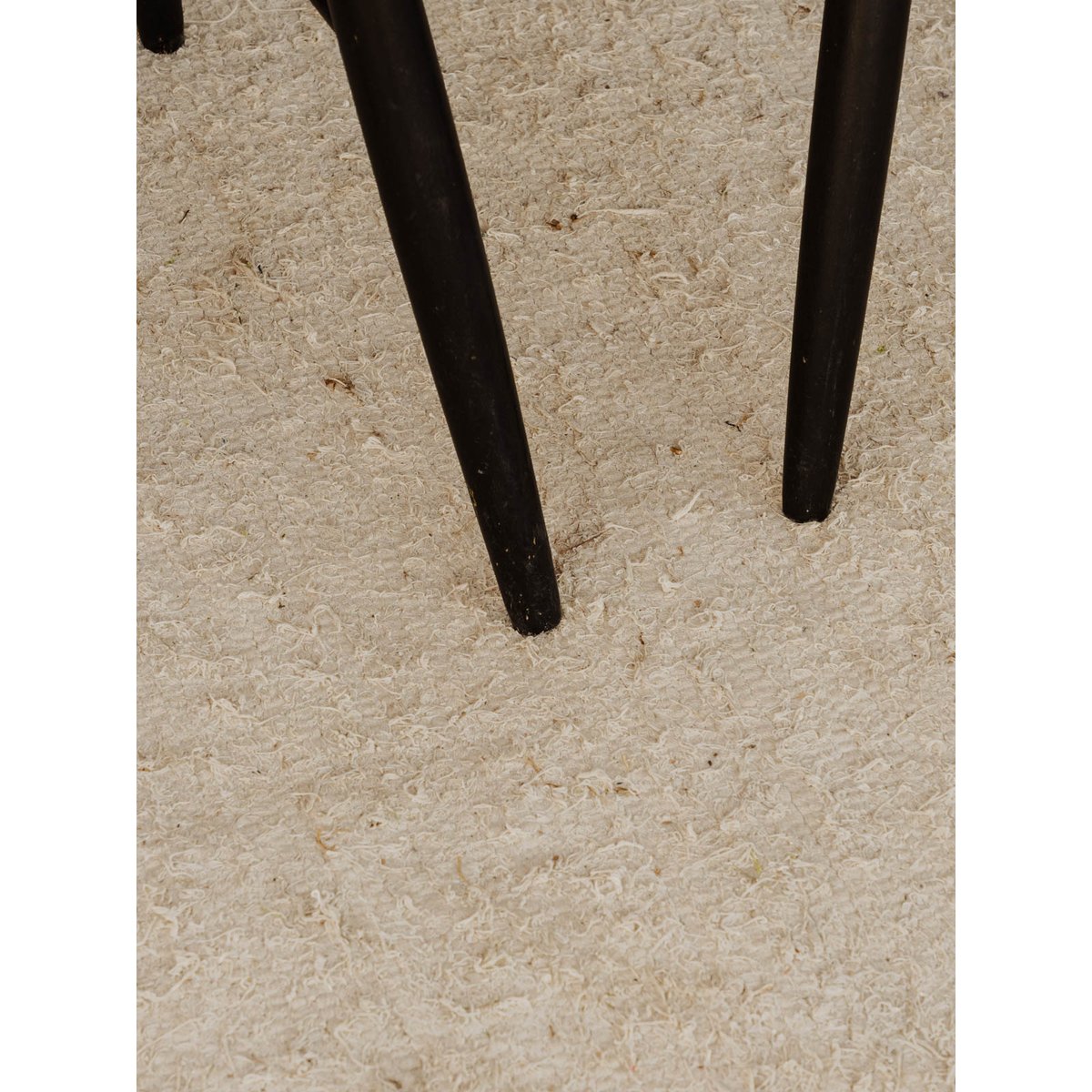 Lot de 6 chaises en bois noir Alma N°1873 - Bon état bois clair, DEBONGOUT