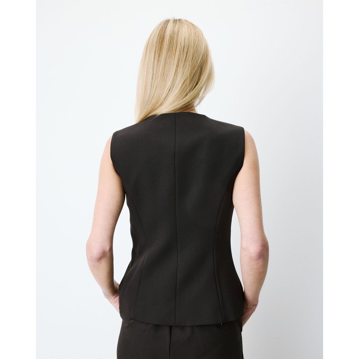 Gilet tailleur col rond boutonné chocolat Aristide chocolat, GRACE AND MILA