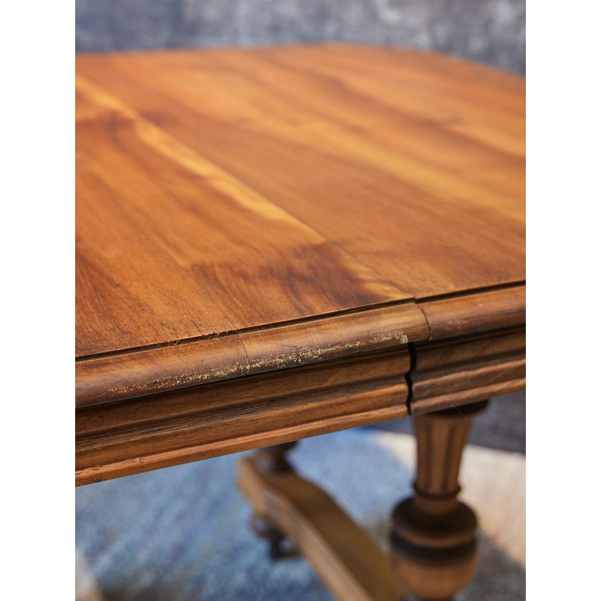 Table à manger en bois Romy N°1400 - Bon état bois clair, DEBONGOUT