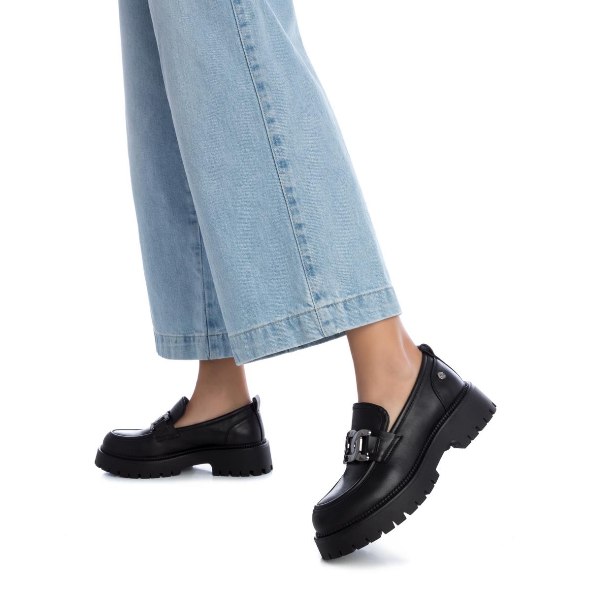 Chaussure Mocassin Plaine Décontractée noir, XTI