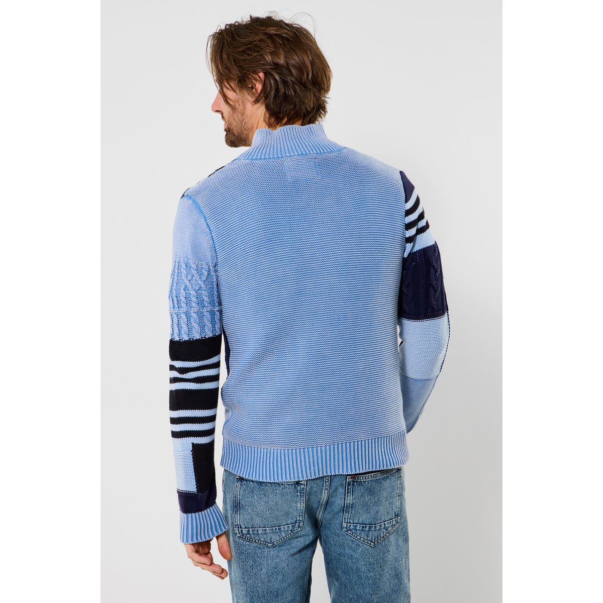 Pull à col montant en maille torsadée patchwork bleu, JOE BROWNS