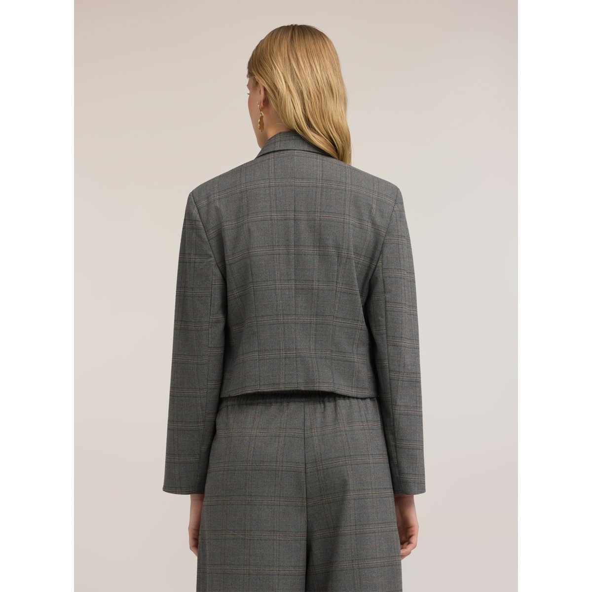 Blazer court à motif à carreaux gris, MOTIVI