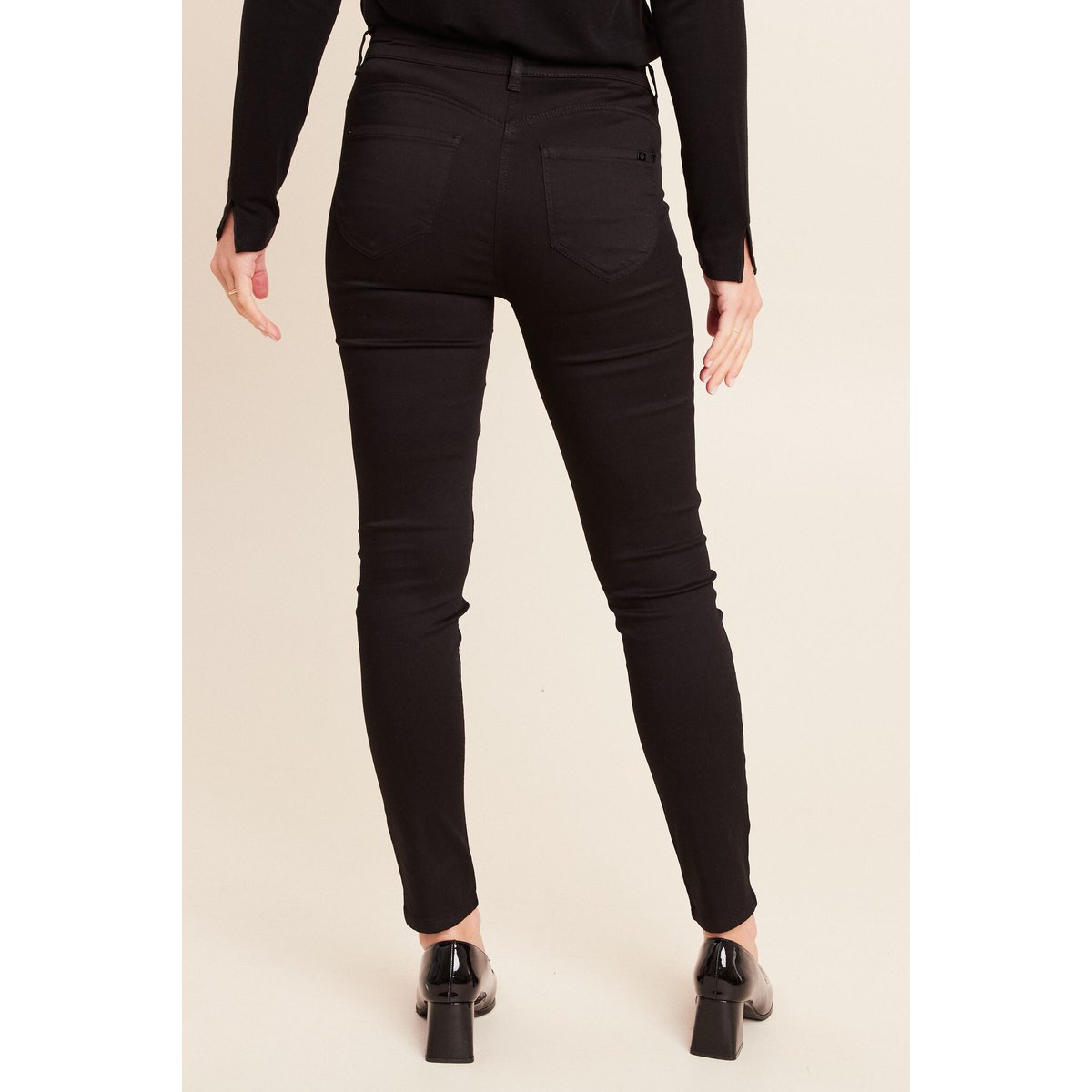 Pantalon magique Le Léger coupe ajustée noir, BREAL