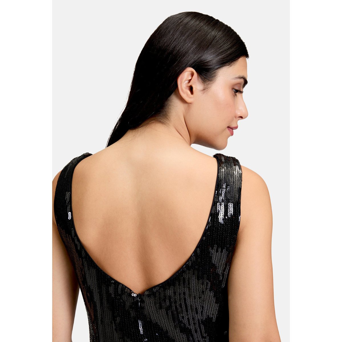 Robe de soirée à encolure bateau noir, VERA MONT