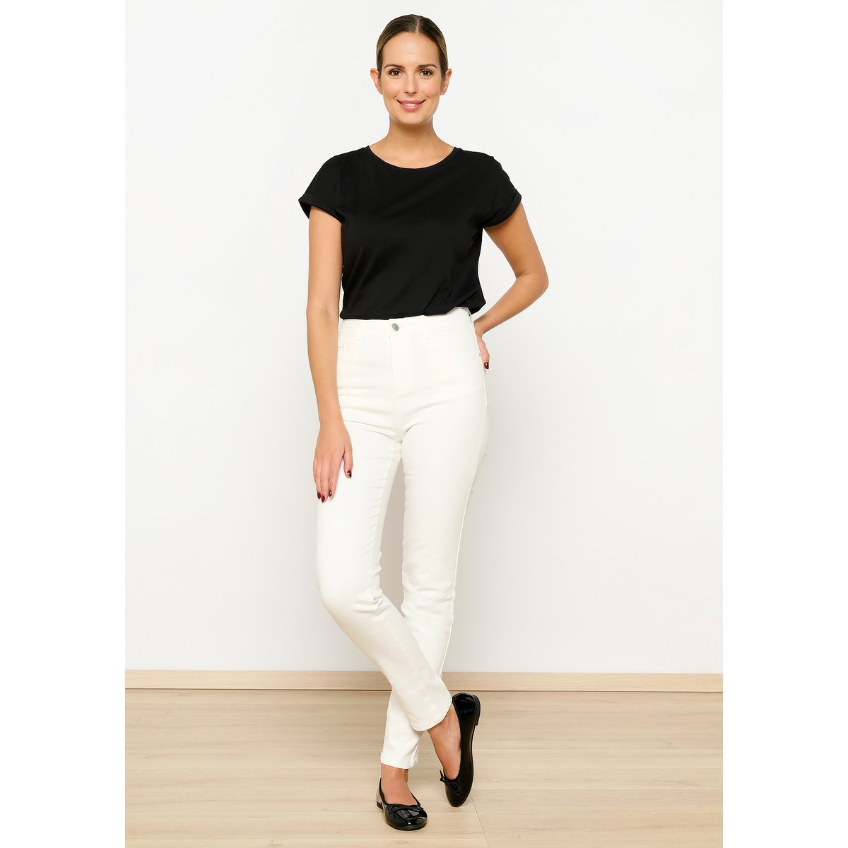 Pantalon coupe slim blanc casse, LOLALIZA
