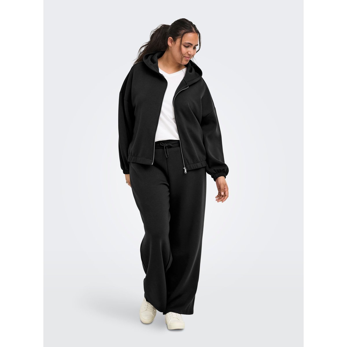 Sweat À Capuche noire - black, ONLY CARMAKOMA