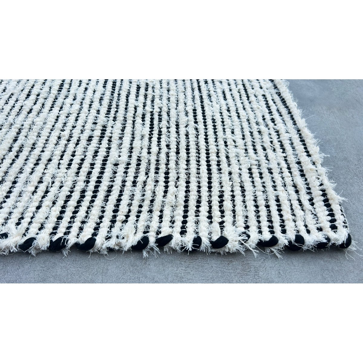 Tapis en coton recyclé tissé à la main BARTOLO gris minéral, AFK LIVING