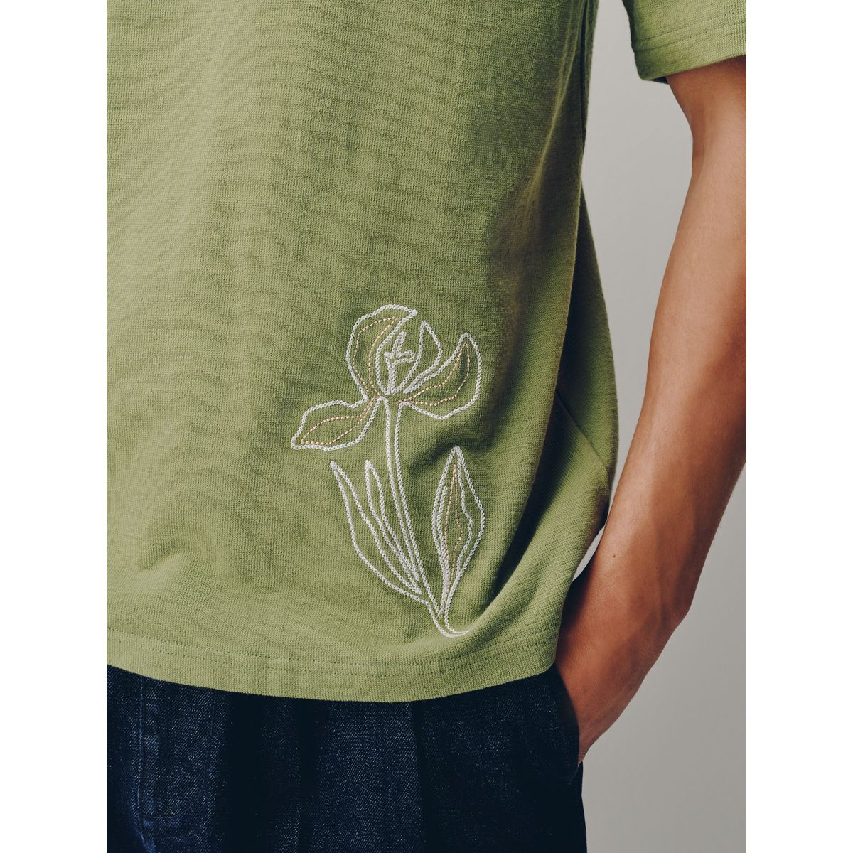 T-shirt texturé et brodé vert, NEXT