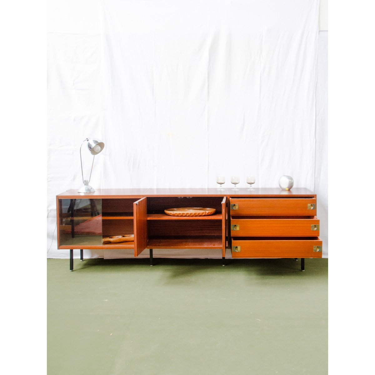 Enfilade en teck Margaret N°788 - Bon état bois foncé, DEBONGOUT
