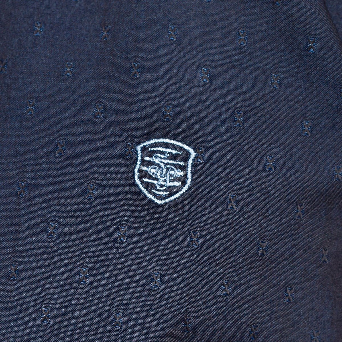 Chemise fantaisie écusson Navy sur Shilton : le vêtement Rugby Sportswear ! navy, SHILTON