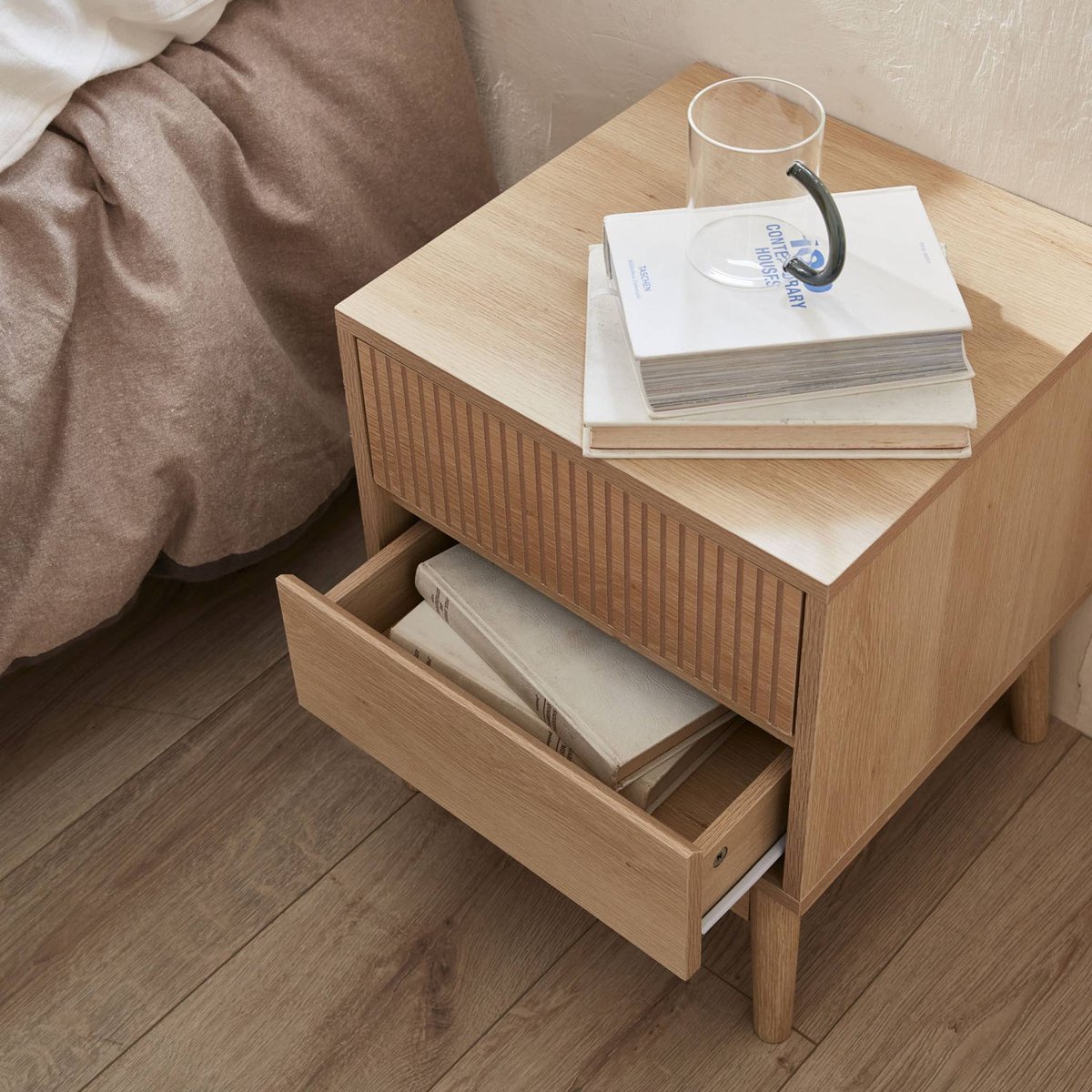 Table de chevet décor bois 2 tiroirs LINEAR bois foncé, SWEEEK