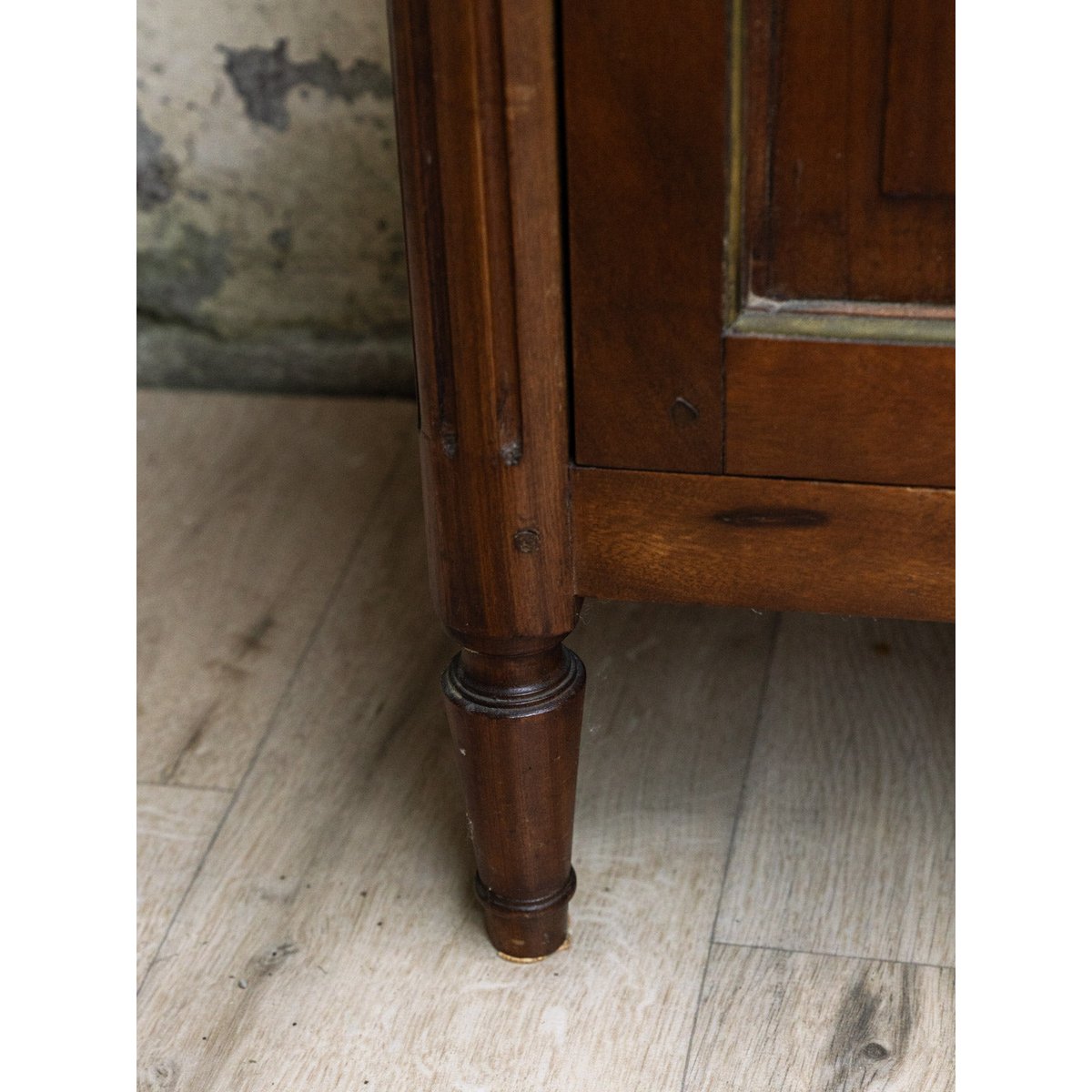 Vitrine en marbre Victoria N°1255 - Bon état bois foncé, DEBONGOUT