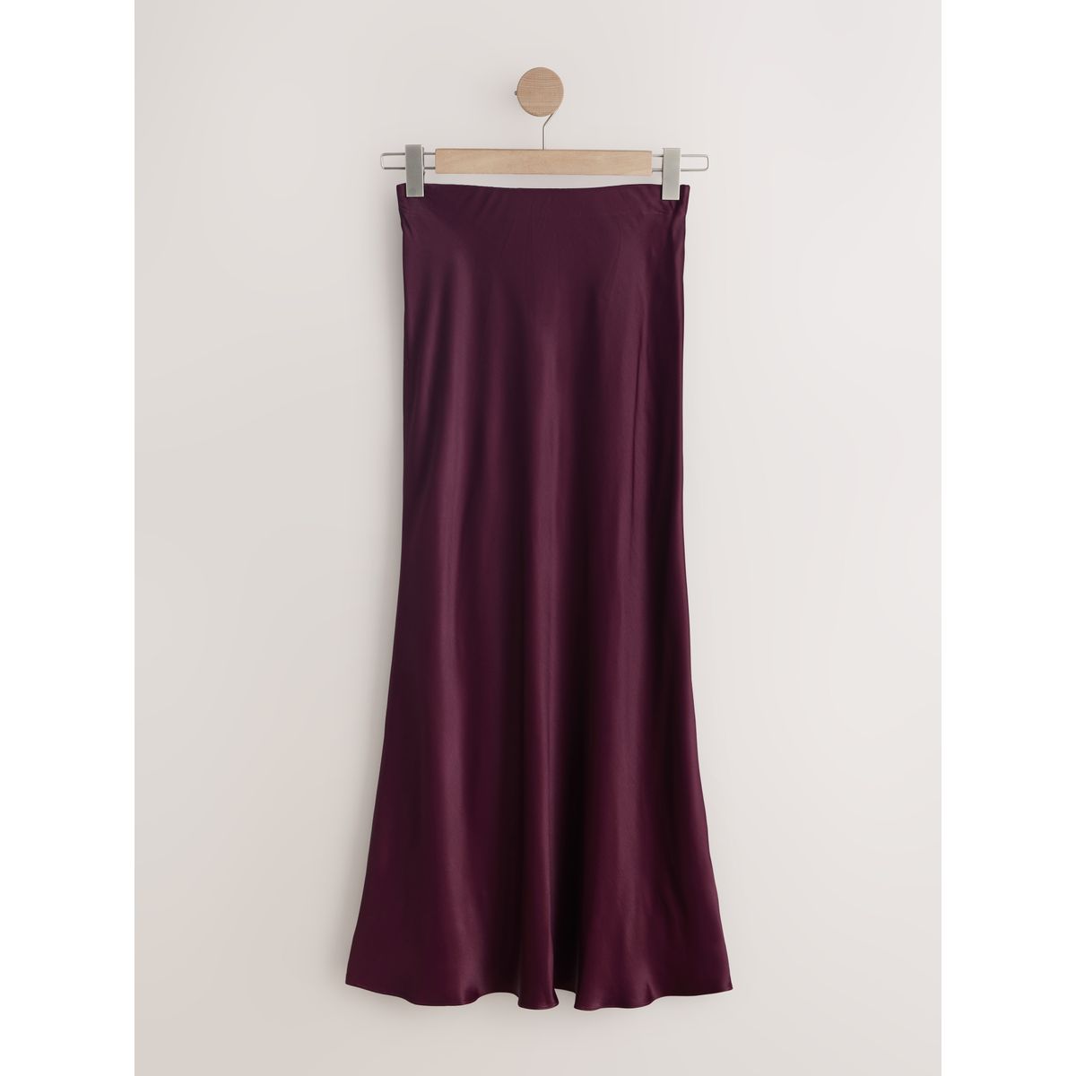 Jupe mi-longue en satin rouge bordeaux, NEXT