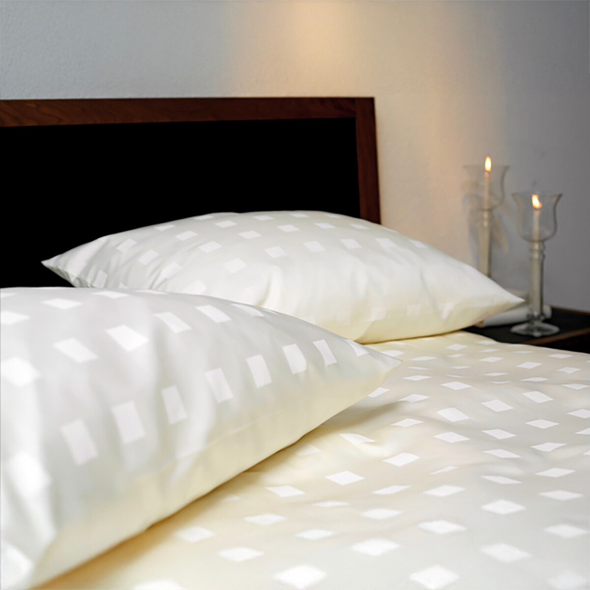 Fourre de duvet en cellulose (Lyocell/Tencel) - à carreaux + Taie(s) 50*70 blanc, EUROPE & NATURE