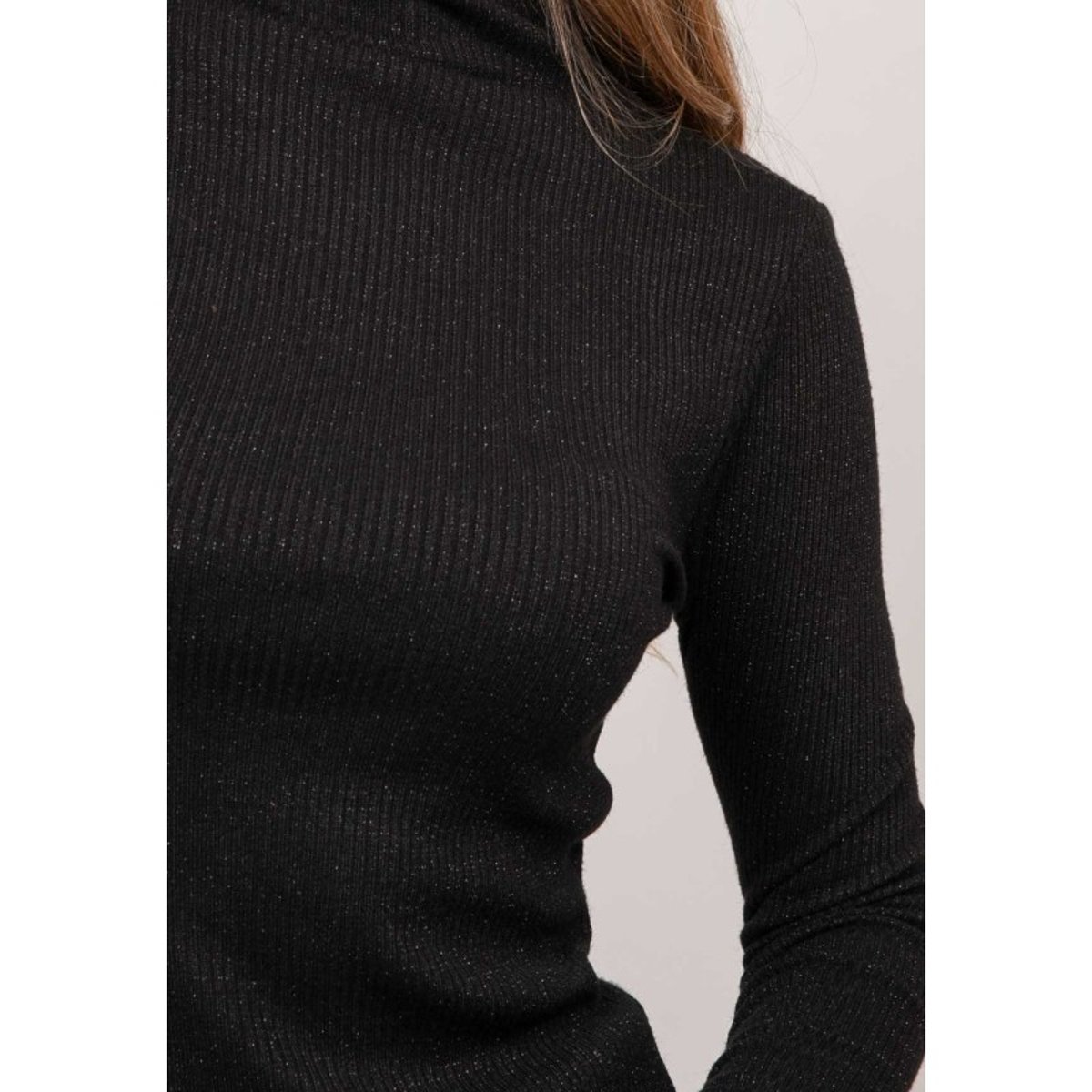 Sous-pull Côtelé Col Montant Fils Brillants Fodya noir, DONA LISA