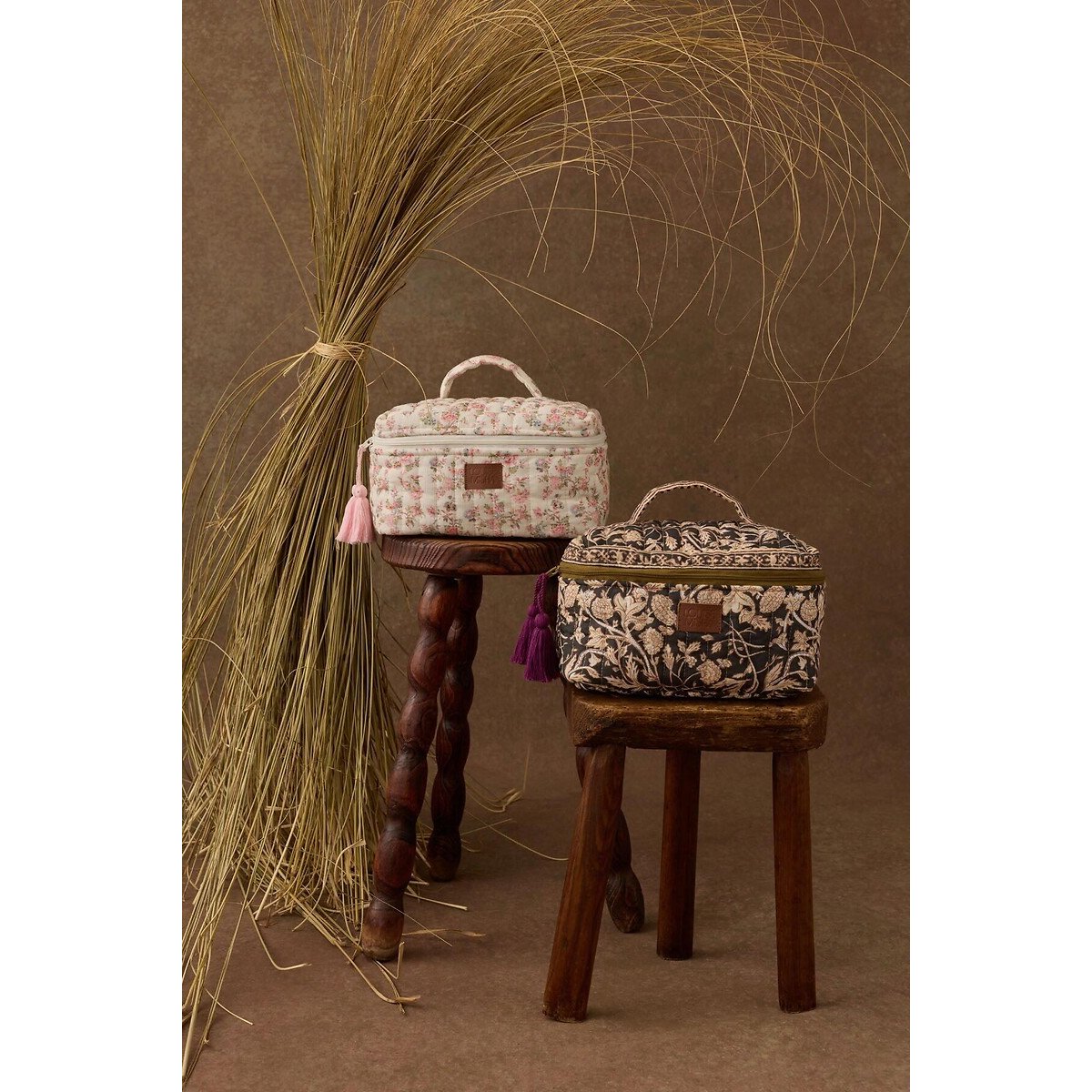 Beauty case vanity stampa floreale, LAETY fantasia beige/nero, LOUISE MISHA