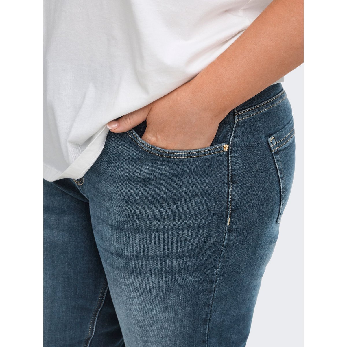 Jean Coupe Droite dark blue denim, ONLY CARMAKOMA