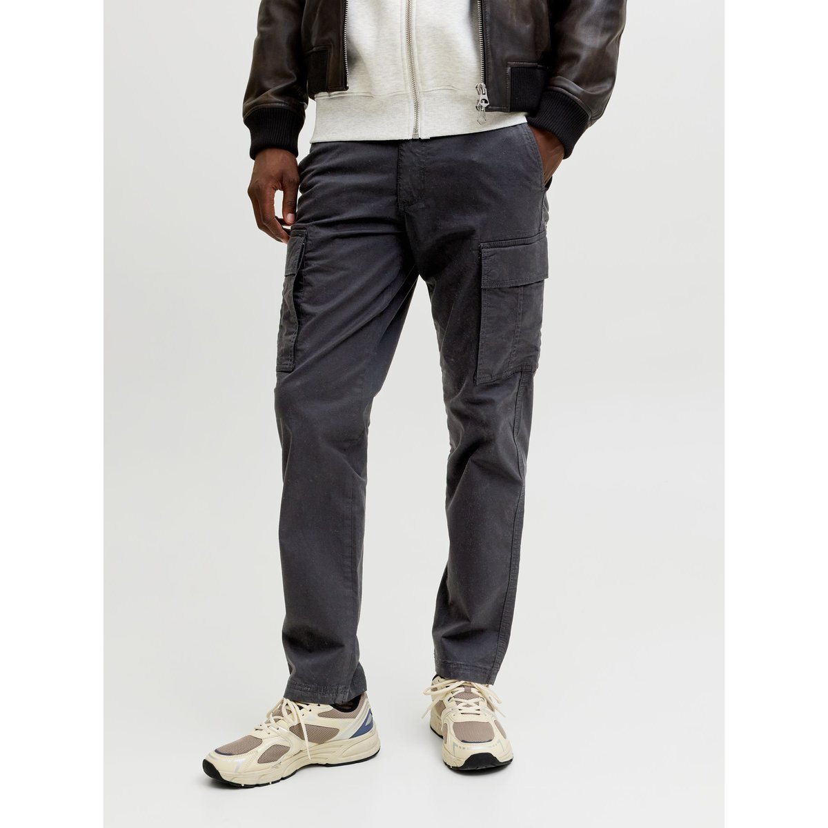 Pantalon Cargo black 1, JACK & JONES