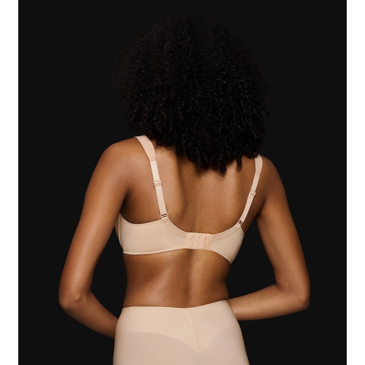 Soutien-gorge BODY MAKE-UP ILLUSION CURVE peau, TRIUMPH