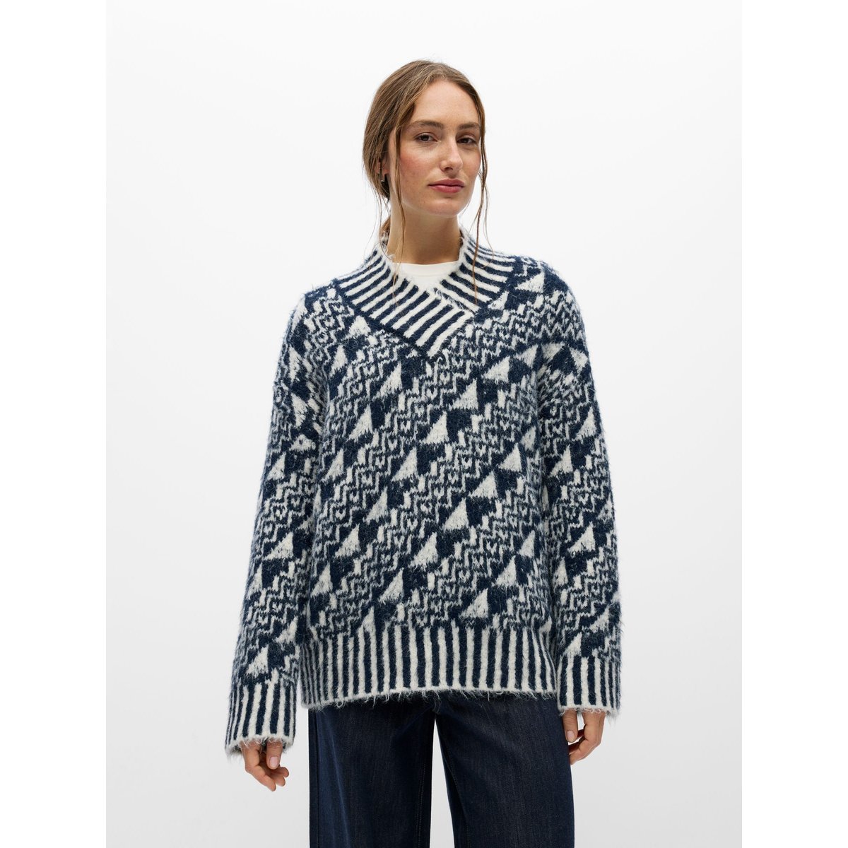 Pull bleu - sky captain1, OBJECT