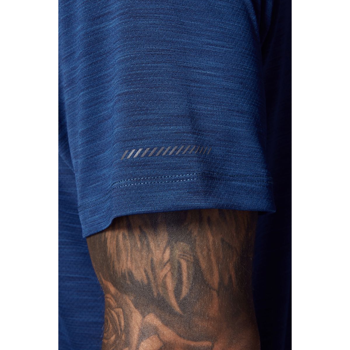 T-shirt de sport à manches courtes bleu vif, NEXT