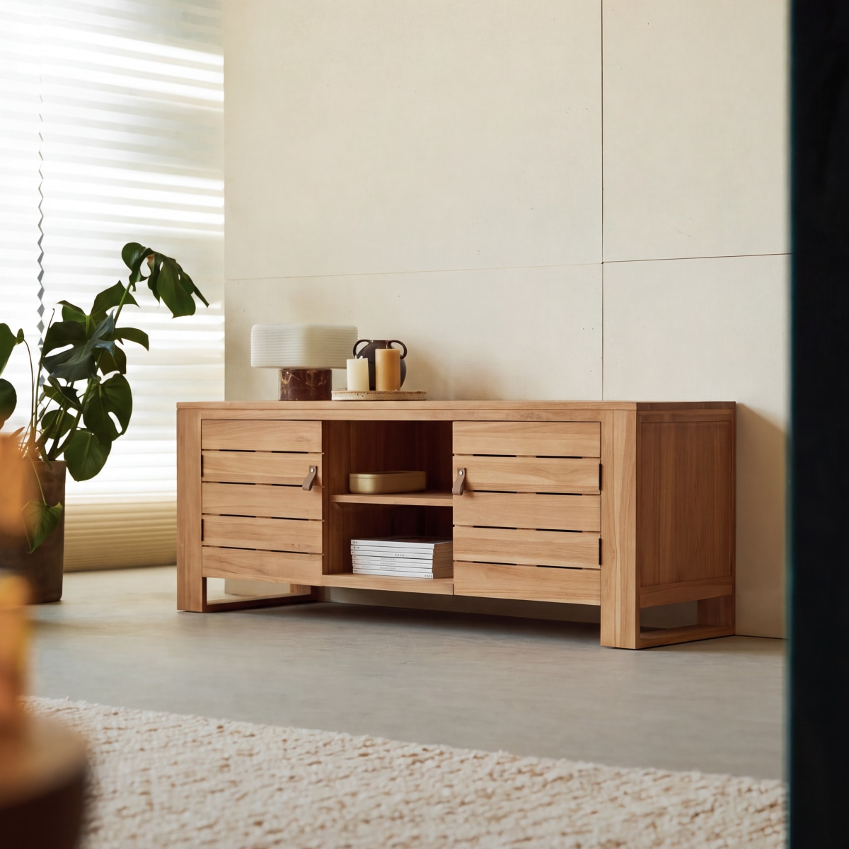 Meuble Hi-FI, TV en Teck massif, MINIMALYS naturel, TIKAMOON