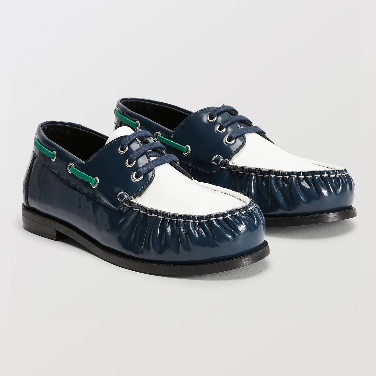 Chaussures bateaux bicolores en cuir black iris, MONOPRIX