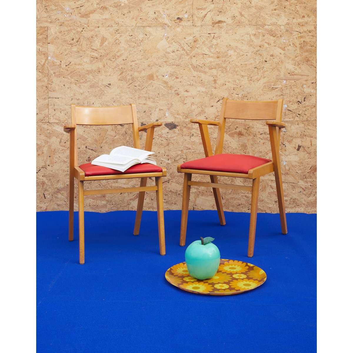 Paire de chaise scandinaves Alma N°1612 - Bon état bois clair, DEBONGOUT