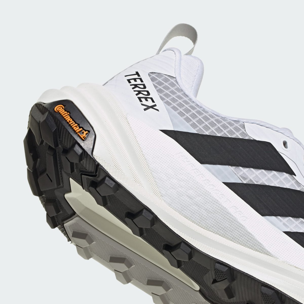 Chaussure De Randonnée Basse Terrex Freehiker 3 Gore-Tex Chaussure De Randonnée Basse Terrex Freehiker 3 Gore-Tex cloud white / core black / off white, adidas Performance