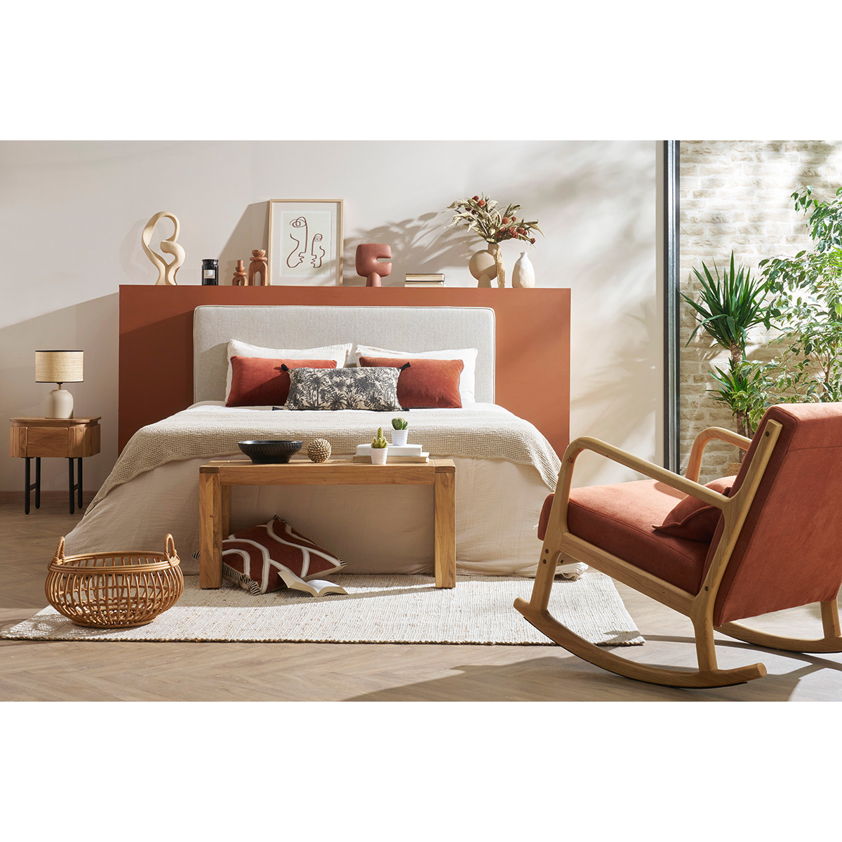 Rocking chair scandinave en tissu effet velours et bois clair massif DERRY terra cotta, MILIBOO