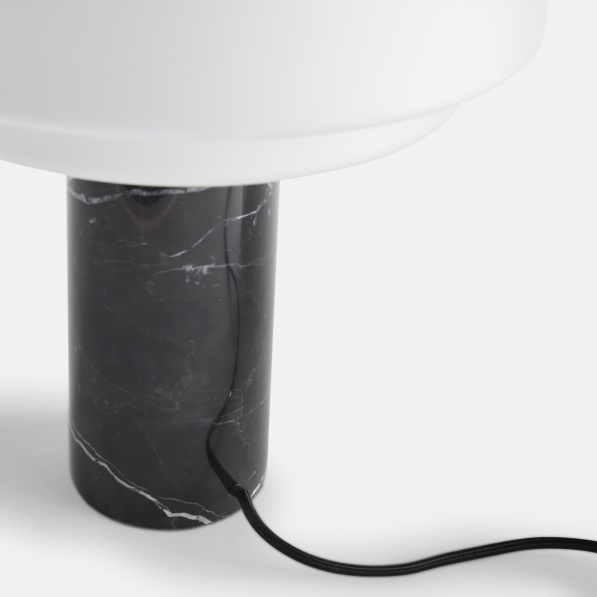 Lampada da tavolo, in opalina e marmo, altezza 43,1 cm, Agathilda nero , LA REDOUTE INTERIEURS