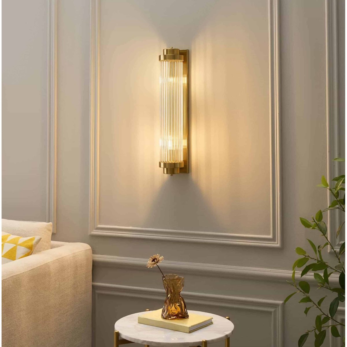 Grande applique design en verre - ELEANE transparent et laiton, KOSILUM