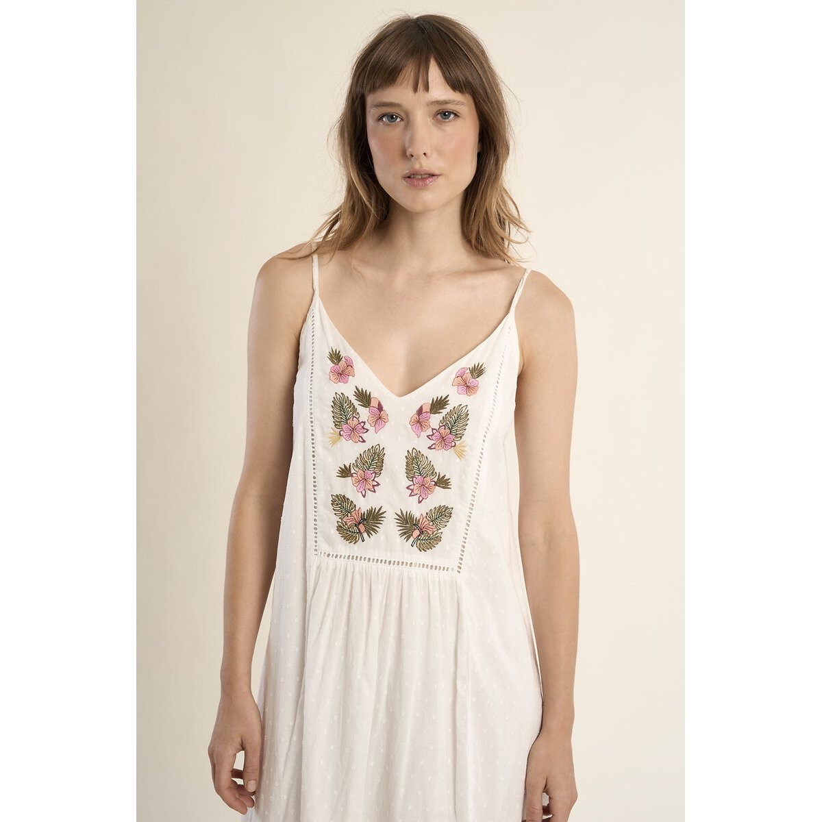 Vestido largo de tirantes con bordados blanco, MOLLY BRACKEN