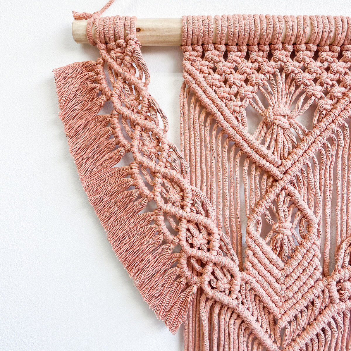 Decoração de parede em macramé RELUZ, Macramar rosa, MACRAMAR