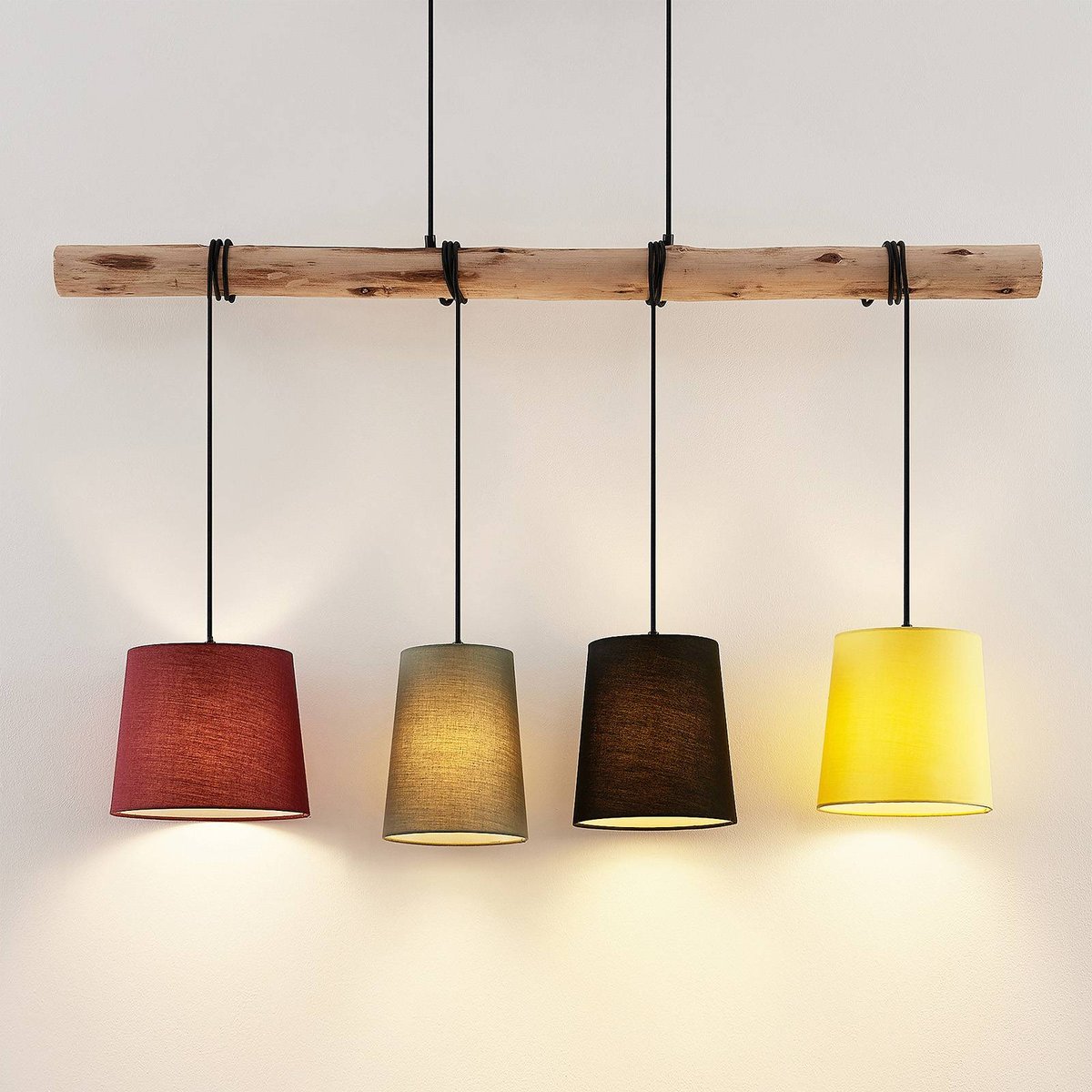 Suspension en bois moderne, Moskau rouge, gris, noir, jaune, bois clair, LINDBY