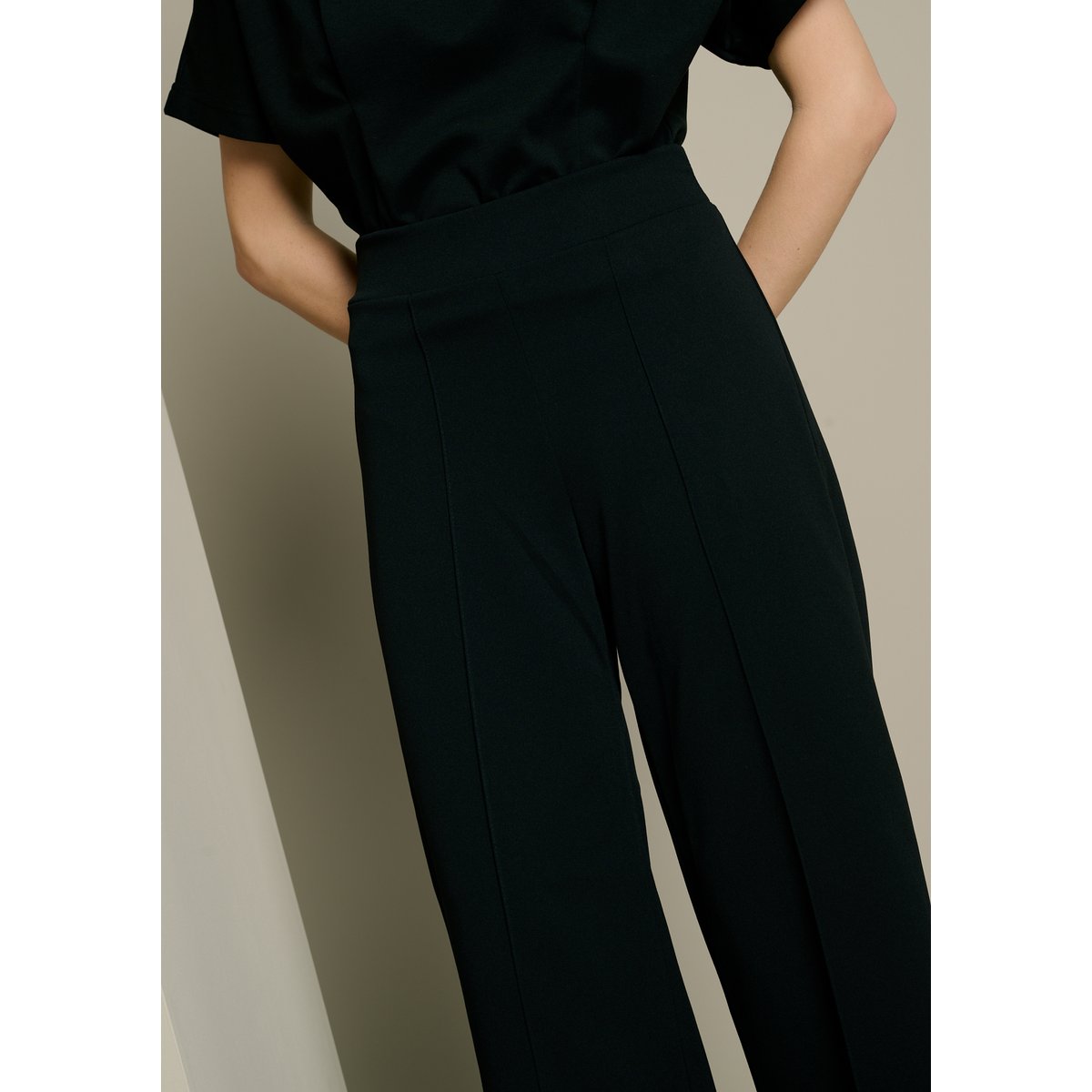 Pantalon large noir, LOLALIZA