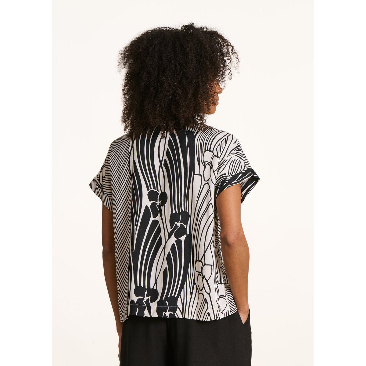 Top ample imprimé floral ecru/noir, LA FEE MARABOUTEE