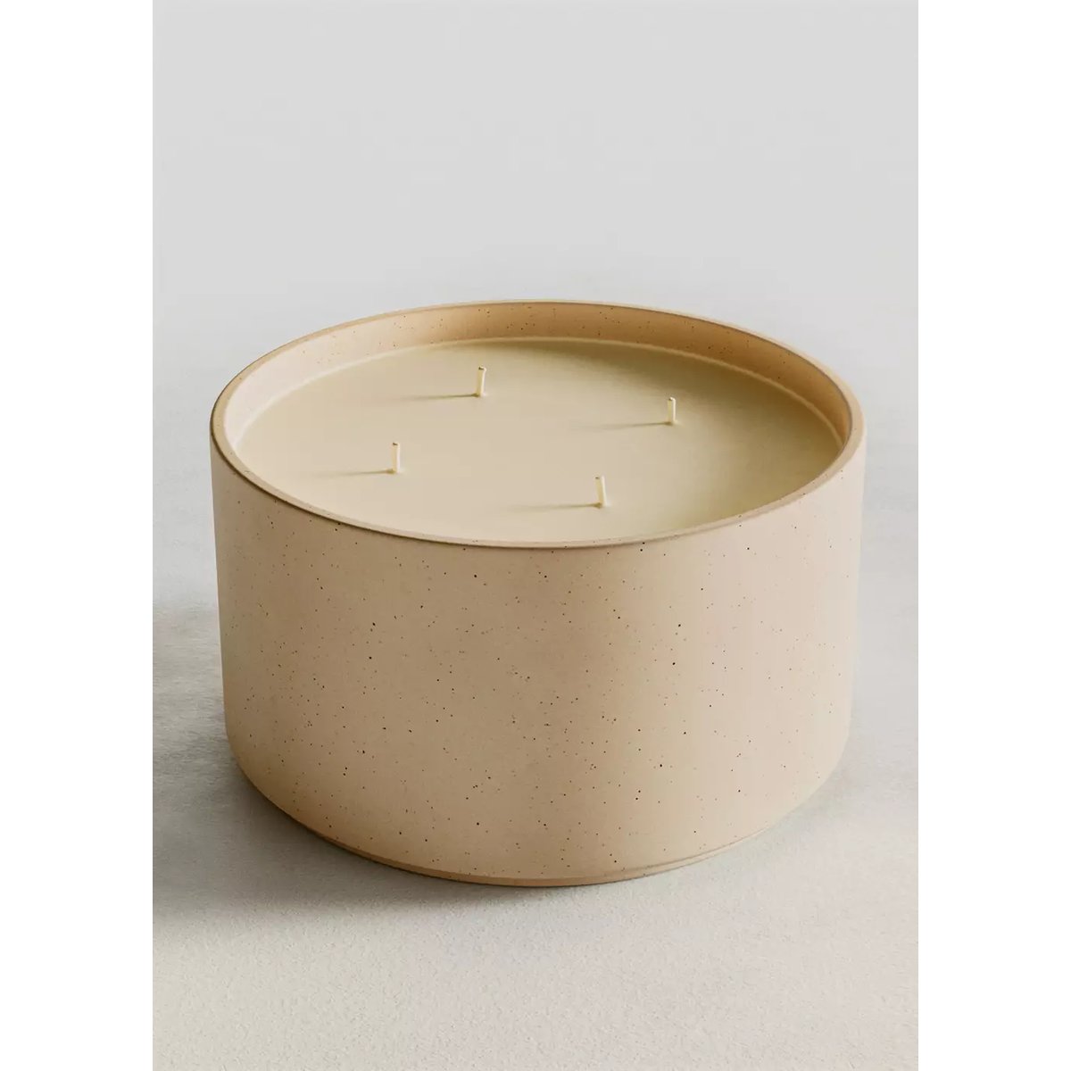 Bougie parfumée en céramique FLEUR 1550 g marron, MANGO HOME