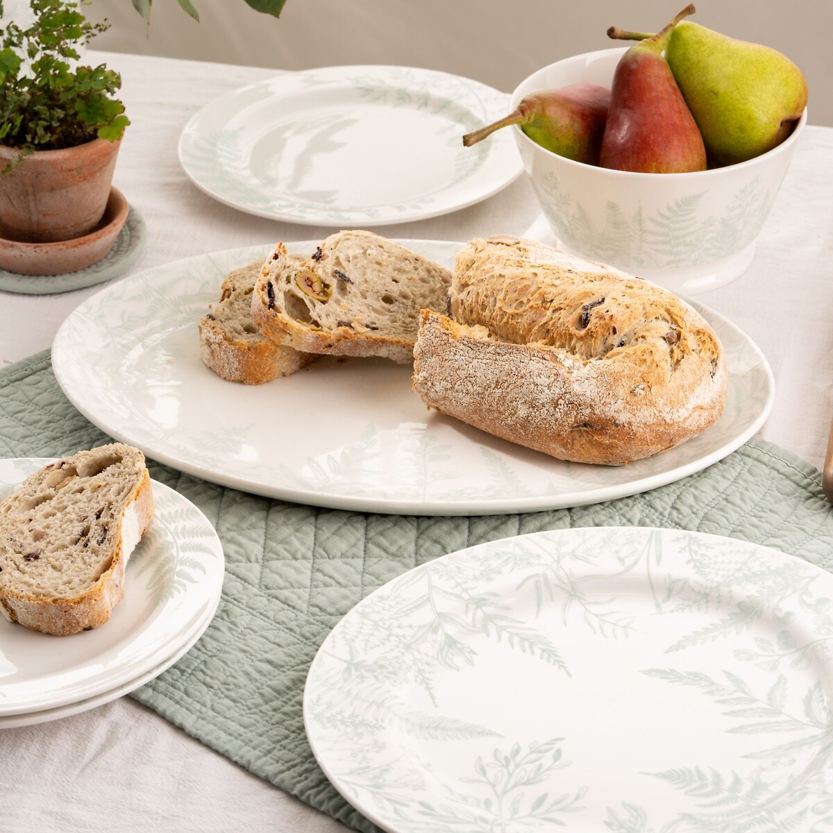 35cm Signature Botanical Oval Serving Platter green, MARY BERRY