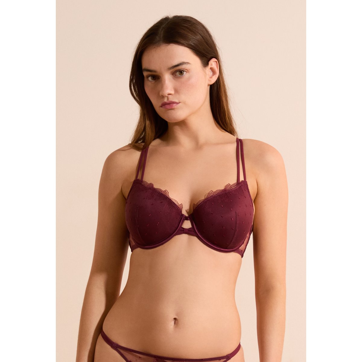Soutien-gorge N.4 - Le coques fines en broderie DEMOISELLE grenadine, ETAM
