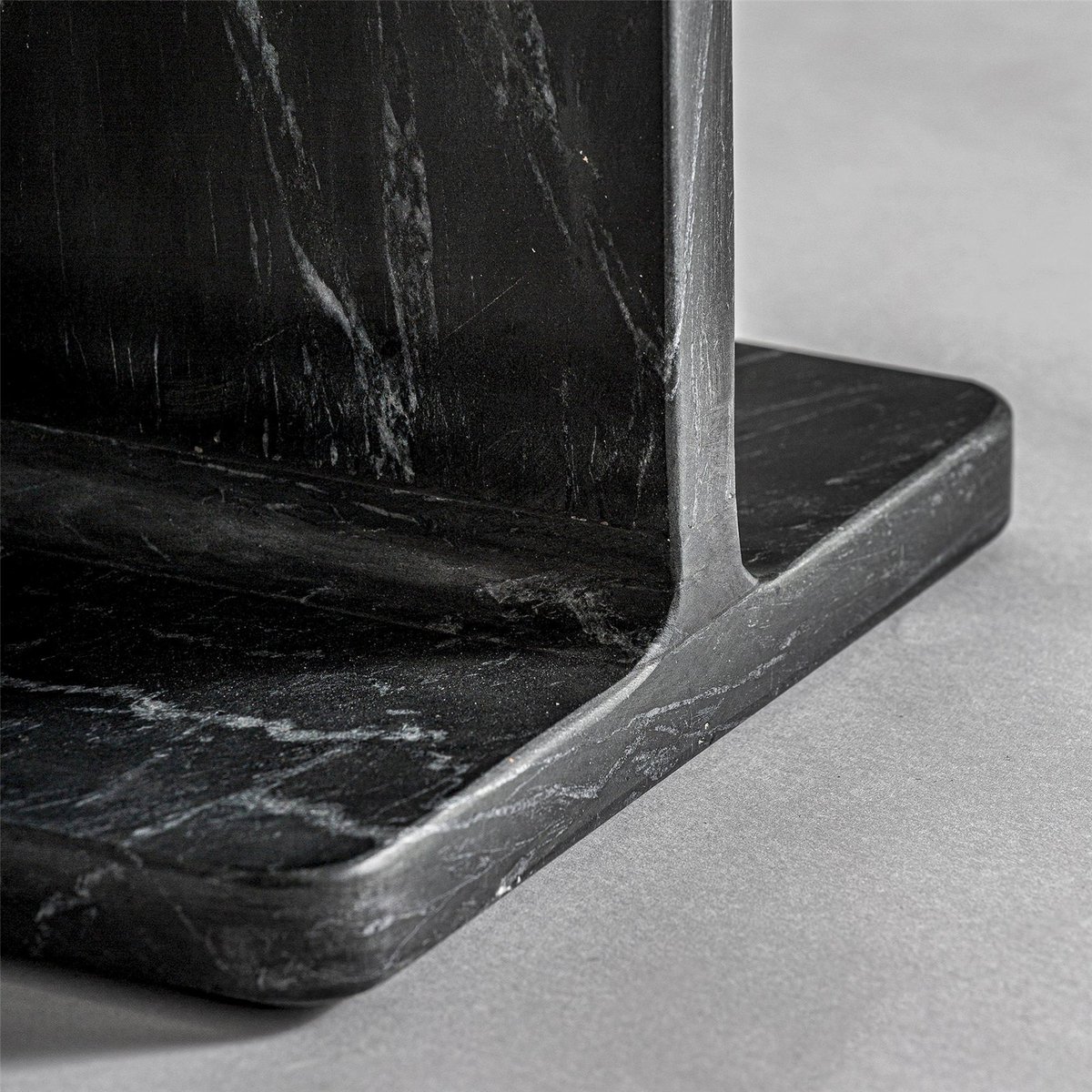 Table basse art déco en marbre veiné noir marbre veiné élégant, RECOLLECTION